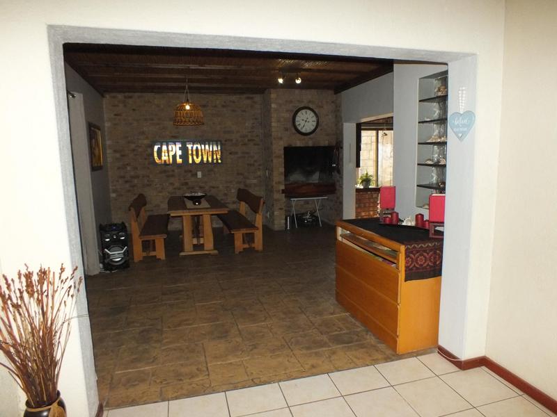 4 Bedroom Property for Sale in Ferndale Western Cape